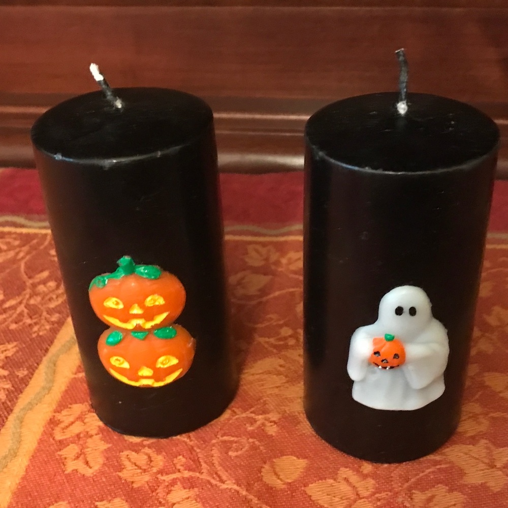 2 Halloween Candles